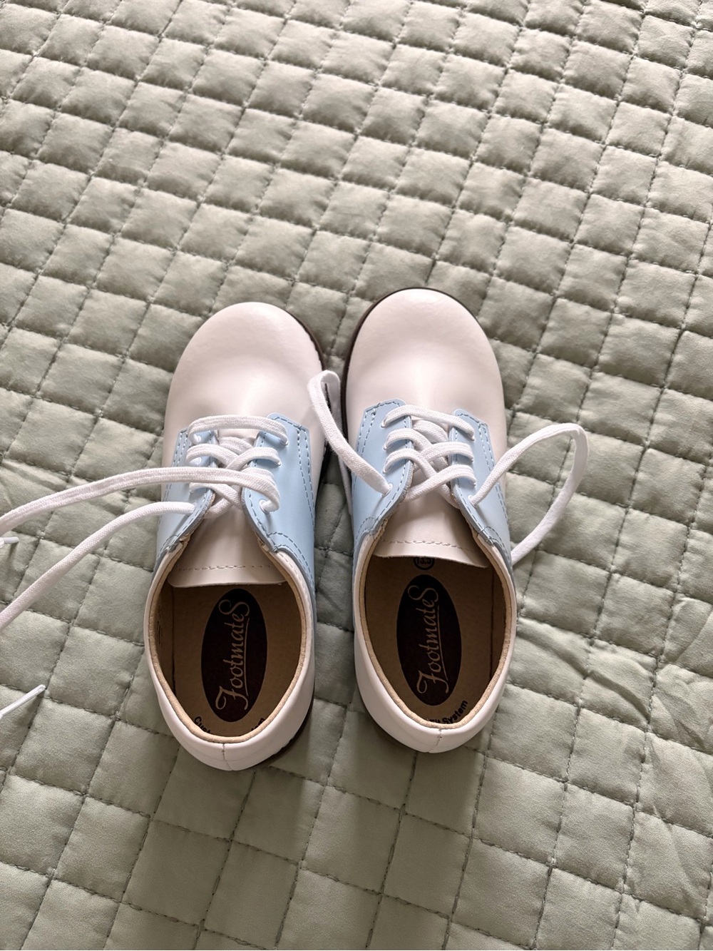 FootMates White and Light Blue Lace-Up Kids Dress Shoes